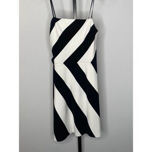 NWOT Women's Laundry by‎ Shelli Segal black/white strapless w/belt dress size 2